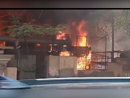 'बम' क्यों बन गए इंदिरापुरम की सोसाइटी में लगे जनरेटर? 'बम' क्यों बन गए इंदिरापुरम की सोसाइटी में लगे जनरेटर?