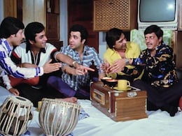 एक करोड़ में बनी कॉमेडी फिल्म ने कमाए थे सात करोड़, 40 दिन में हुई थी शूट- 45 साल बाद भी है बेजोड़ एक करोड़ में बनी कॉमेडी फिल्म ने कमाए थे सात करोड़, 40 दिन में हुई थी शूट- 45 साल बाद भी है बेजोड़