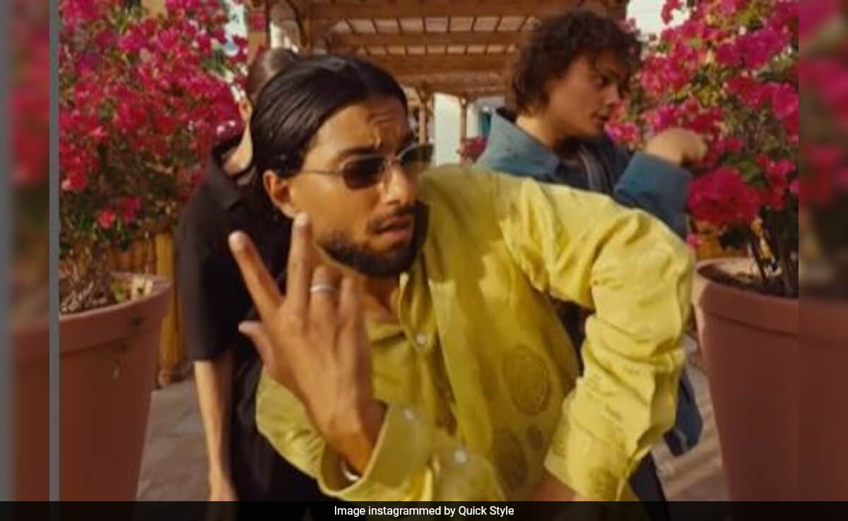 Watch: Anil Kapoor And Norwegian Dance Group Quick Style Collaborate For <i>Crew</i> Song <i>Naina</i>