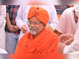 नाशिकमध्ये अपक्ष उमेदवार स्वामी शांतिगिरी महाराजांवर गुन्हा दाखल, काय आहे प्रकरण? पाहा VIDEO