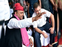 On PM Modi's <i>'Shehzade'</i> Jibe, Akhilesh Yadav's <i>'Sheh'</i> (Defeat) Stinger On PM Modi's <i>'Shehzade'</i> Jibe, Akhilesh Yadav's <i>'Sheh'</i> (Defeat) Stinger