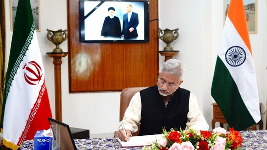 विदेश मंत्री ने किया ईरान के दूतावास का दौरा, राष्ट्रपति रईसी के निधन पर जताया गहरा शोक