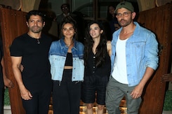 Hrithik Roshan-Saba Azad, Farhan Akhtar-Shibani Dandekar's Dinner Date Hrithik Roshan-Saba Azad, Farhan Akhtar-Shibani Dandekar's Dinner Date