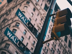 US Stocks Drift, Oil Prices Jump After Trump's "Massive" Russia Sanctions