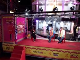 NDTV इलेक्शन कार्निवल : 26 साल पुराने 'गढ़' हमीरपुर को बरकरार रखने में अनुराग ठाकुर के सामने क्या चुनौतियां? NDTV इलेक्शन कार्निवल : 26 साल पुराने 'गढ़' हमीरपुर को बरकरार रखने में अनुराग ठाकुर के सामने क्या चुनौतियां?