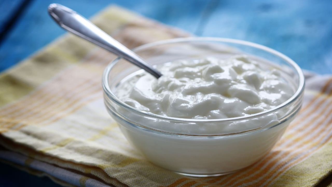 100 ग्राम दही में कितना प्रोटीन होता है? दही का न्यूट्रिशन प्रोफाइल