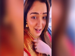 आम्रपाली दुबे ने चलती कार में ही बना डाला डांस वीडियो, बलमा बिहारवाला पर यूं दिए एक्सप्रेशन बार-बार देखेंगे ये रील आम्रपाली दुबे ने चलती कार में ही बना डाला डांस वीडियो, बलमा बिहारवाला पर यूं दिए एक्सप्रेशन बार-बार देखेंगे ये रील