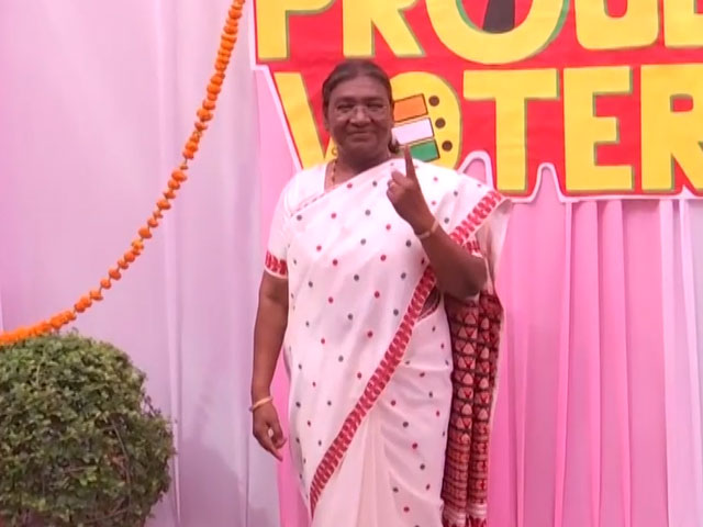 Lok Sabha Polls: President Murmu Casts Vote At All-Women Polling Booth