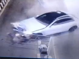 On CCTV, Brand New Mercedes Crashes Into Railing On Surat Road
