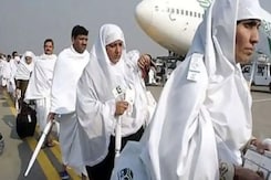 जयपुर से हज यात्रियों का जत्था रवाना, सुरक्षा के कई इंतजाम जयपुर से हज यात्रियों का जत्था रवाना, सुरक्षा के कई इंतजाम