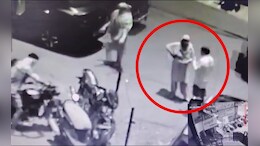 गोलमाल! सोन्याचे दागिने काढून घेतले, वृद्ध महिलेच्या हाती दगड टेकवले
