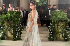 Met Gala 2024: Alia Bhatt's "Blossoming Flower" Look Decoded By Stylist Anaita Shroff Met Gala 2024: Alia Bhatt's "Blossoming Flower" Look Decoded By Stylist Anaita Shroff