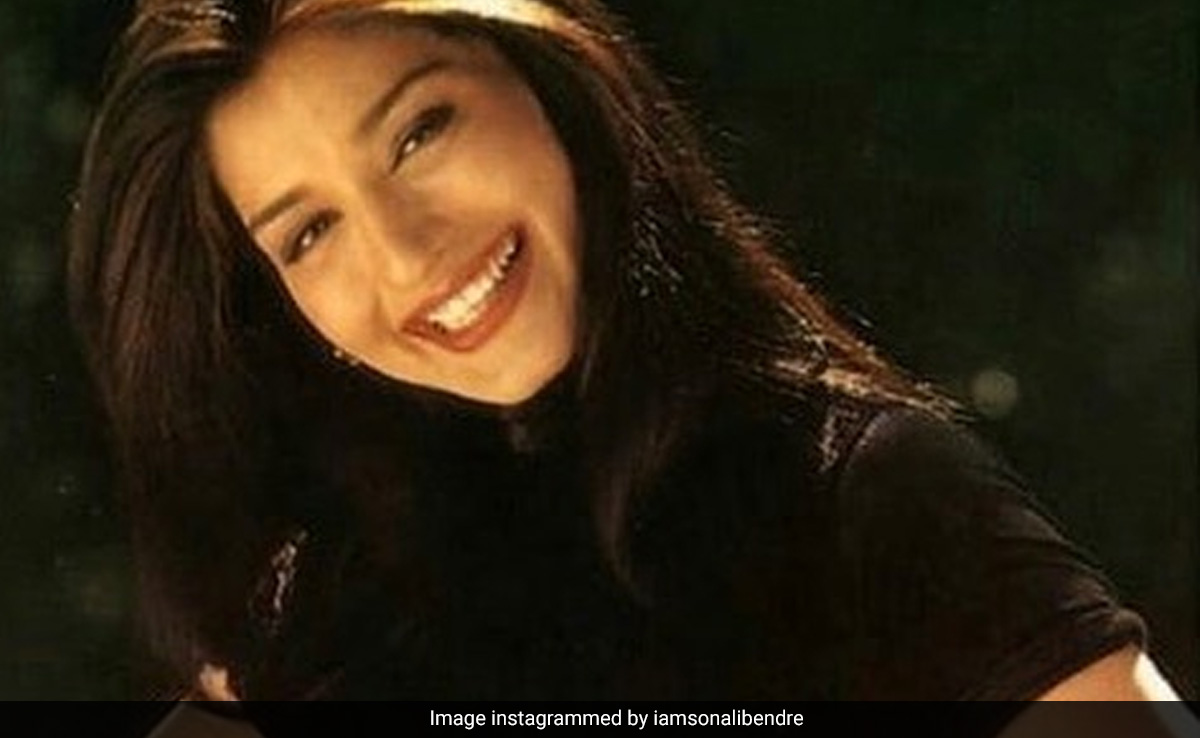 "Every Producer Was Trying To Fatten Me Up All The Time," Says Sonali Bendre On Body Shaming In The '90s