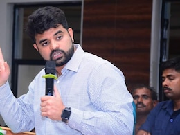 सेक्स स्कैंडल आरोपी प्रज्वल रेवन्ना 14 दिन की न्यायिक हिरासत में, अन्य मामलों में भी पूछताछ कर सकती है SIT सेक्स स्कैंडल आरोपी प्रज्वल रेवन्ना 14 दिन की न्यायिक हिरासत में, अन्य मामलों में भी पूछताछ कर सकती है SIT