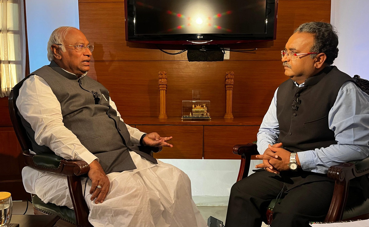 "BJP Turning Reservation Into Hindu-Muslim Issue To Divide Votes": M Kharge