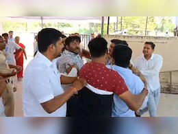 हातकणंगले मतदारसंघात राडा, मविआ-महायुतीचे कार्यकर्ते भिडले; जोरदार हाणामारी