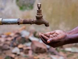 मुंबईत आजपासून 5 टक्के पाणी कपात लागू, या धरणातील पाणीसाठा शून्य मुंबईत आजपासून 5 टक्के पाणी कपात लागू, या धरणातील पाणीसाठा शून्य