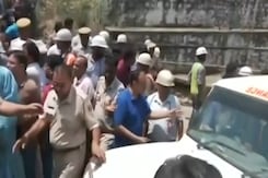 Kolihan Mine Accident: किसकी लापरवाही से टूटी HCL खदान की रस्सी ? Kolihan Mine Accident: किसकी लापरवाही से टूटी HCL खदान की रस्सी ?