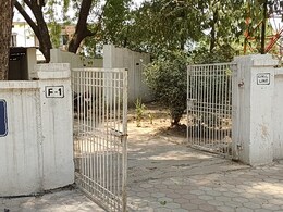 महिला डॉक्टर को भारी पड़ा ऐसा करना, कलेक्टर की पड़ी नजर तो आ गई घर खाली करने की नौबत