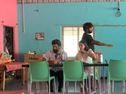 Crazy Viral: Allu Arjun Enjoys A Meal At A Roadside <i>Dhaba</i> With Wife Sneha