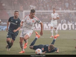 Fortuna Duesseldorf Down Bochum To Put One Foot In Bundesliga