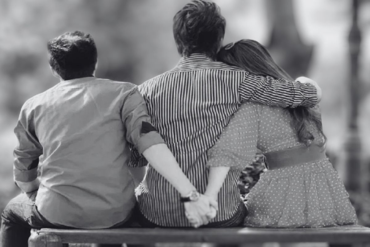 एक ही लड़की पर दो दोस्तों का आया दिल, दोनों में नहीं बनी बात तो एक को मार डाला