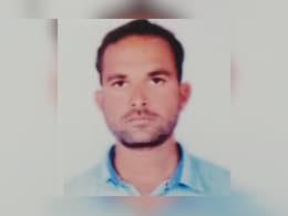 Rajasthan: डमी कैंडिडेट और पेपर माफियाओं का 'एपि सेंटर' बना उनियारा का बिलोता गांव, RPSC ने पकड़ा एक और 'मुन्ना भाई' Rajasthan: डमी कैंडिडेट और पेपर माफियाओं का 'एपि सेंटर' बना उनियारा का बिलोता गांव, RPSC ने पकड़ा एक और 'मुन्ना भाई'