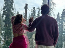 आरती सिंह हनीमून पर पति के साथ हुईं रोमांटिक, भाभी कश्मीरा का कमेंट हुआ वायरल आरती सिंह हनीमून पर पति के साथ हुईं रोमांटिक, भाभी कश्मीरा का कमेंट हुआ वायरल