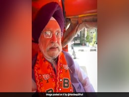"Unforgettable Moment": Union Minister Hardeep Singh Puri Takes Auto Ride In Delhi "Unforgettable Moment": Union Minister Hardeep Singh Puri Takes Auto Ride In Delhi