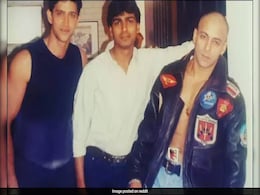 Bald Salman Khan In A Viral Pic. Internet Says, "Bandra <i>Ka</i> Vin Diesel". Bonus - Hrithik Roshan Bald Salman Khan In A Viral Pic. Internet Says, "Bandra <i>Ka</i> Vin Diesel". Bonus - Hrithik Roshan