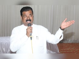 VIDEO : पोलिसांना शिवीगाळ करणे भोवलं; भाजप खासदार कपिल पाटील यांच्याविरुद्ध गुन्हा दाखल VIDEO : पोलिसांना शिवीगाळ करणे भोवलं; भाजप खासदार कपिल पाटील यांच्याविरुद्ध गुन्हा दाखल