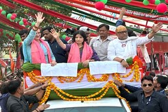 Massive Show Of Strength By INDIA Bloc Supporters In Varanasi Massive Show Of Strength By INDIA Bloc Supporters In Varanasi