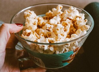 IPL + Masala Cheese Popcorn = Perfect Snacking Idea For Match Days (Recipe Inside) IPL + Masala Cheese Popcorn = Perfect Snacking Idea For Match Days (Recipe Inside)