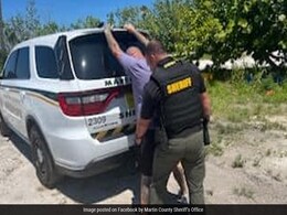 Police In US Use Lost Earbud To Track Hit-And-Run Suspect: "Unusual Way But It Worked" Police In US Use Lost Earbud To Track Hit-And-Run Suspect: "Unusual Way But It Worked"