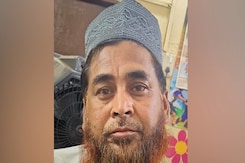 इंदौर में काजी सहित 6 पर नाबालिग की शादी कराने का आरोप इंदौर में काजी सहित 6 पर नाबालिग की शादी कराने का आरोप