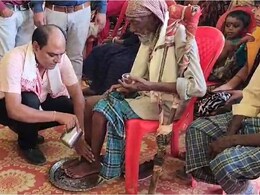 Unique Birthday:  घर बुलाए 1000 से अधिक गरीब, पैर धोकर परोसे छप्पनभोग, अनूठे बर्थडे सेलिब्रेशन की विधायक भी हुईं मुरीद