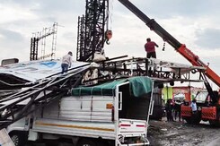 Billboard Collapses Near Pune, 3 Days After Mumbai Incident That Killed 16 Billboard Collapses Near Pune, 3 Days After Mumbai Incident That Killed 16