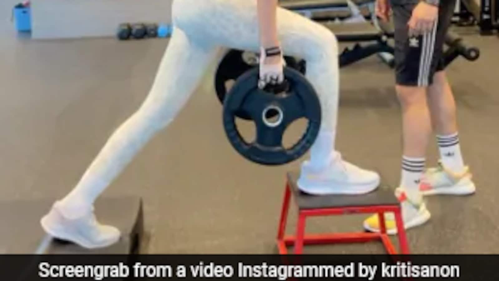 Kriti Sanon's Stability-Ball Gym Move Tests Core Strength And Control