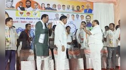कट्टर विरोधक एकाच मंचावर, रामदास कदम -वैभव खेडेकर समोरा समोर आले, तेव्हा काय घडलं?