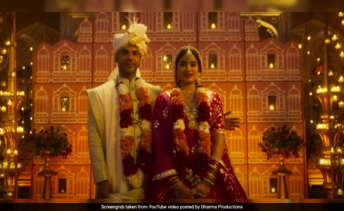 <i>Mr & Mrs Mahi</i> Trailer: Janhvi Kapoor And Rajkummar Rao's "Imperfectly Perfect Partnership" With High Dose Of Cricket