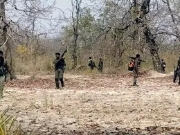 Narayanpur में नक्सलियों ने बिछाया था 10 आईईडी का खौफनाक जाल, सुरक्षाबलों ने बड़ी साजिश को किया नाकाम Narayanpur में नक्सलियों ने बिछाया था 10 आईईडी का खौफनाक जाल, सुरक्षाबलों ने बड़ी साजिश को किया नाकाम