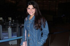 Cannes Calling: Jacqueline Fernandez Flies Out Of Mumbai Cannes Calling: Jacqueline Fernandez Flies Out Of Mumbai