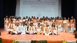 FDDI जोधपुर के दीक्षांत समारोह में शामिल हुए राज्यपाल, कहा- फुटवियर और फैशन उद्योग से देश को दें आर्थिक मजबूती