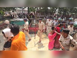 Bihar : पुलिस हिरासत में जीजा-साली की मौत के बाद ग्रामीणों में आक्रोश, थाने में लगाई आग, जमकर किया पथराव Bihar : पुलिस हिरासत में जीजा-साली की मौत के बाद ग्रामीणों में आक्रोश, थाने में लगाई आग, जमकर किया पथराव