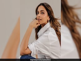 दीपिका पादुकोण का पहली बार दिखा बेबी बंप, वायरल तस्वीर में कुछ इस लुक में रणवीर सिंह के साथ आईं नजर दीपिका पादुकोण का पहली बार दिखा बेबी बंप, वायरल तस्वीर में कुछ इस लुक में रणवीर सिंह के साथ आईं नजर