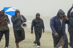 Cyclone Remal Begins Landfall, To Continue For 4 Hours Cyclone Remal Begins Landfall, To Continue For 4 Hours