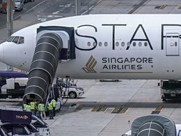 "It Felt Like We Had Crashed": Singapore Flier Describes Turbulence Terror "It Felt Like We Had Crashed": Singapore Flier Describes Turbulence Terror