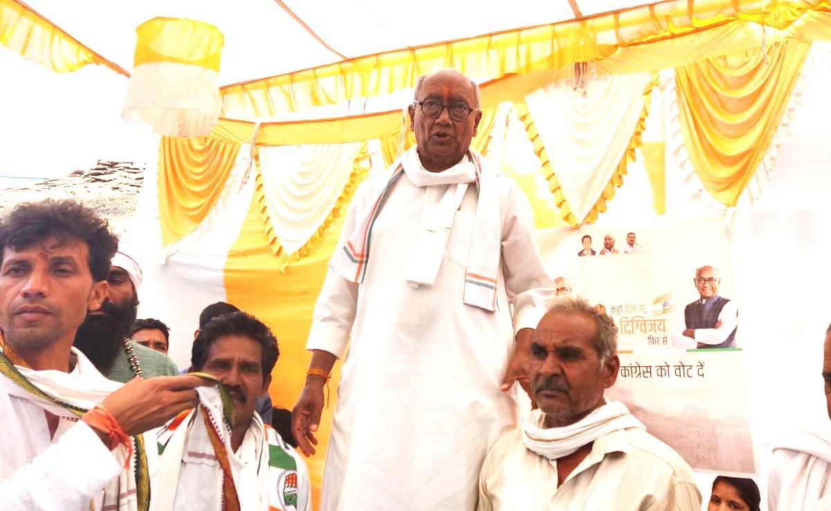 33 साल बाद राजगढ़ से चुनावी मैदान में दिग्विजय सिंह, कहा- बीजेपी वाले चाहते हैं मेरा जनाजा निकले