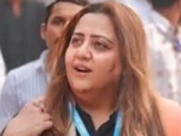 "मैं चीखती रही पर...": राधिका खेड़ा हुईं भावुक, कांग्रेस नेताओं पर लगाए गंभीर आरोप "मैं चीखती रही पर...": राधिका खेड़ा हुईं भावुक, कांग्रेस नेताओं पर लगाए गंभीर आरोप