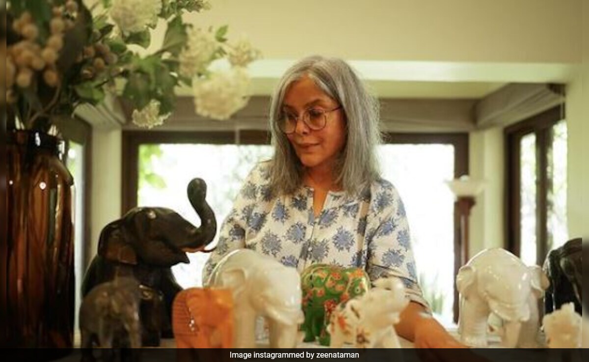 Why Zeenat Aman Was "Brought To Tears Recently" On Set